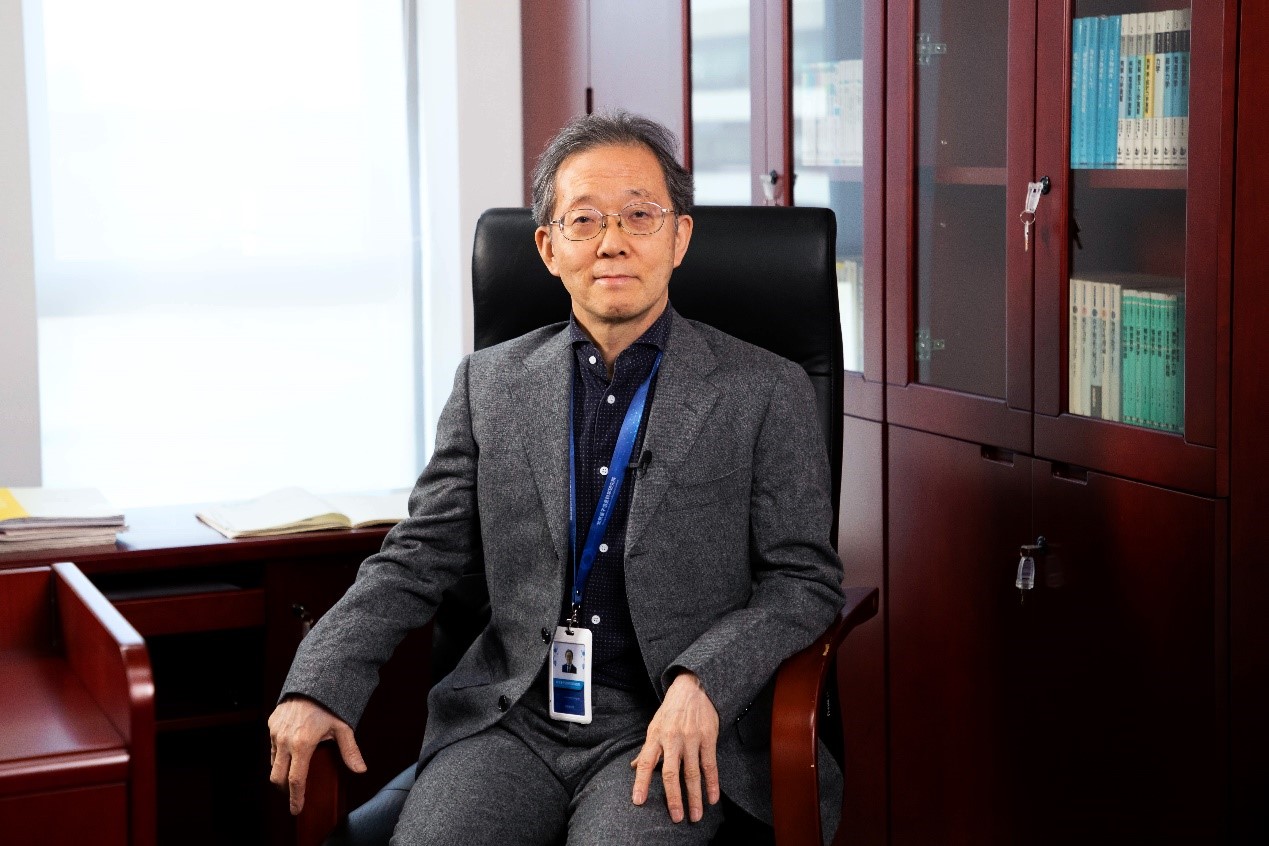 我院首席科学家谷垣勝己荣获“长城友谊奖”